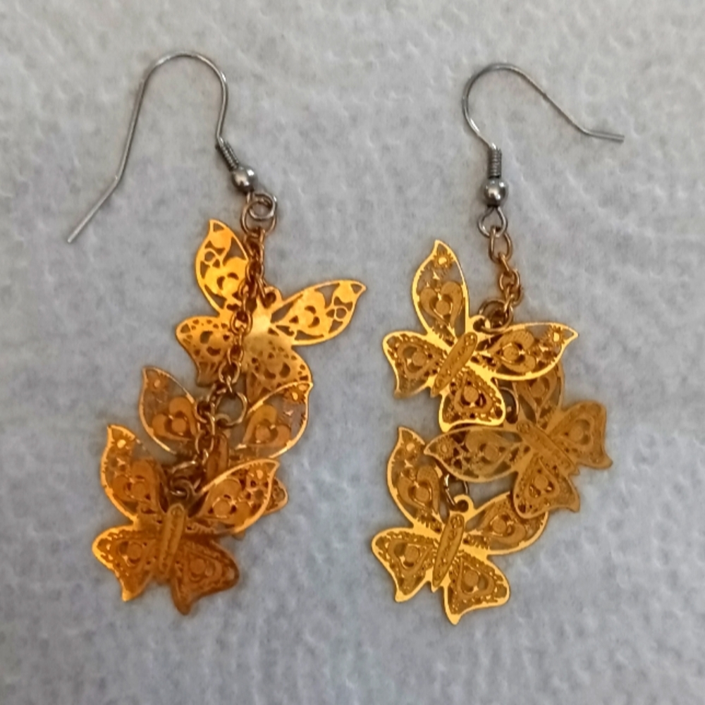 Lot of 7 Pierced Earrings